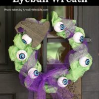 Mini Halloween Eyeball Wreath